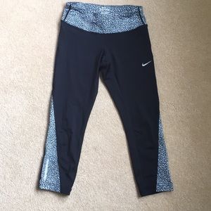 Nike dri-fit crop pants